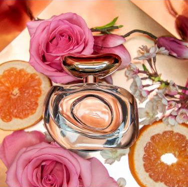 Illuminare Eau De Parfum Secondary image