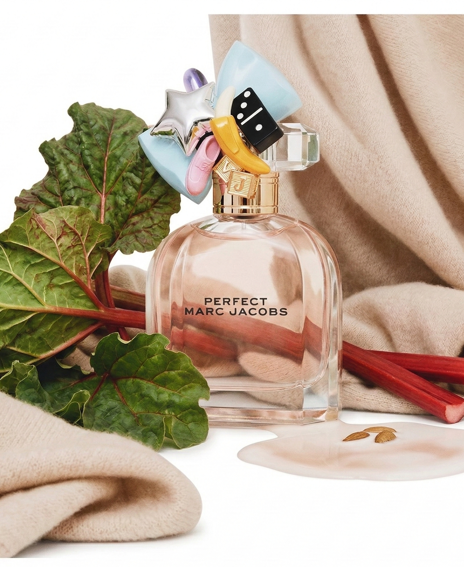 Perfect Eau de Parfum Secondary image